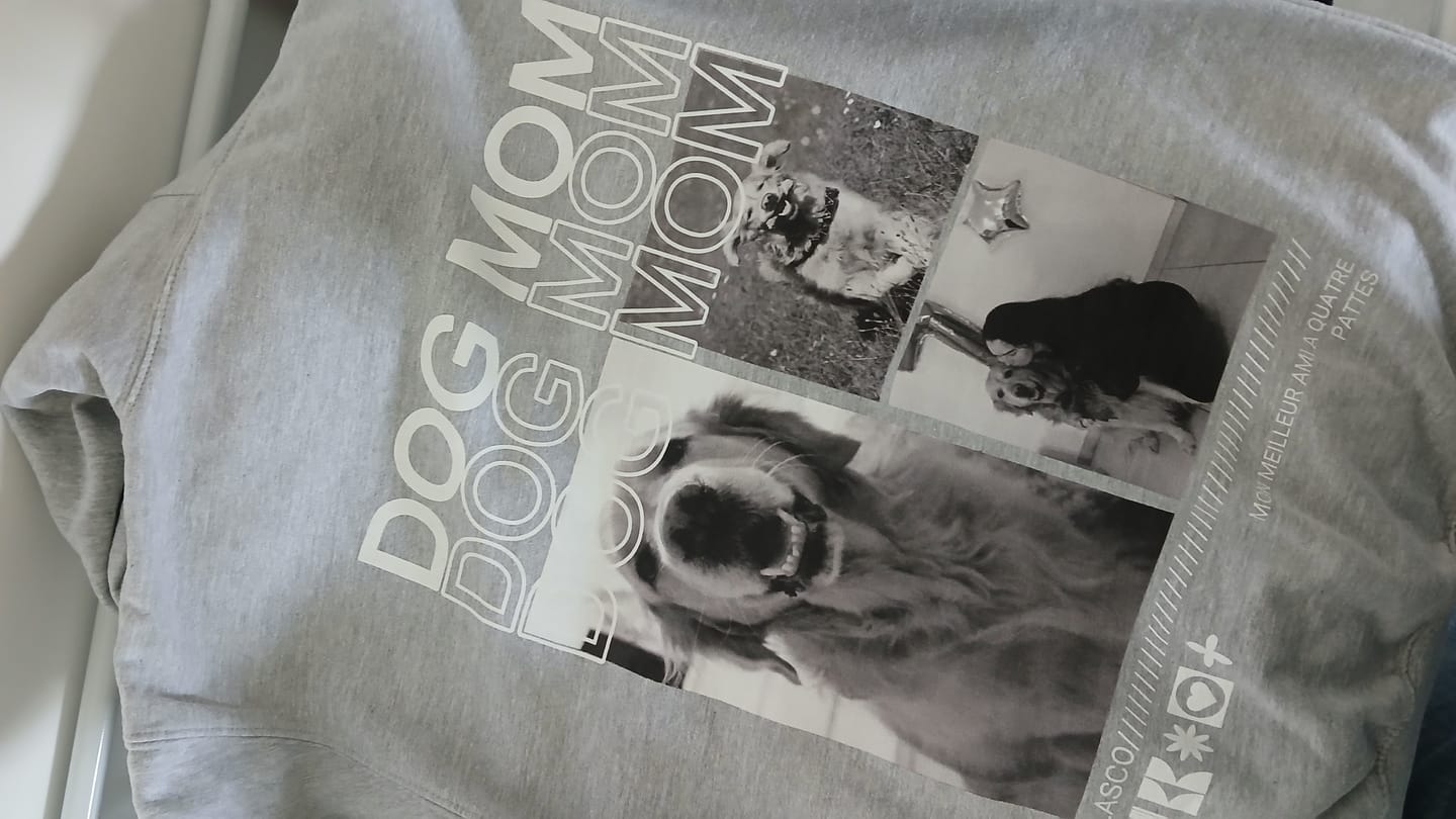 Customer photo review of Only you - Sweat à capuche personnalisé
