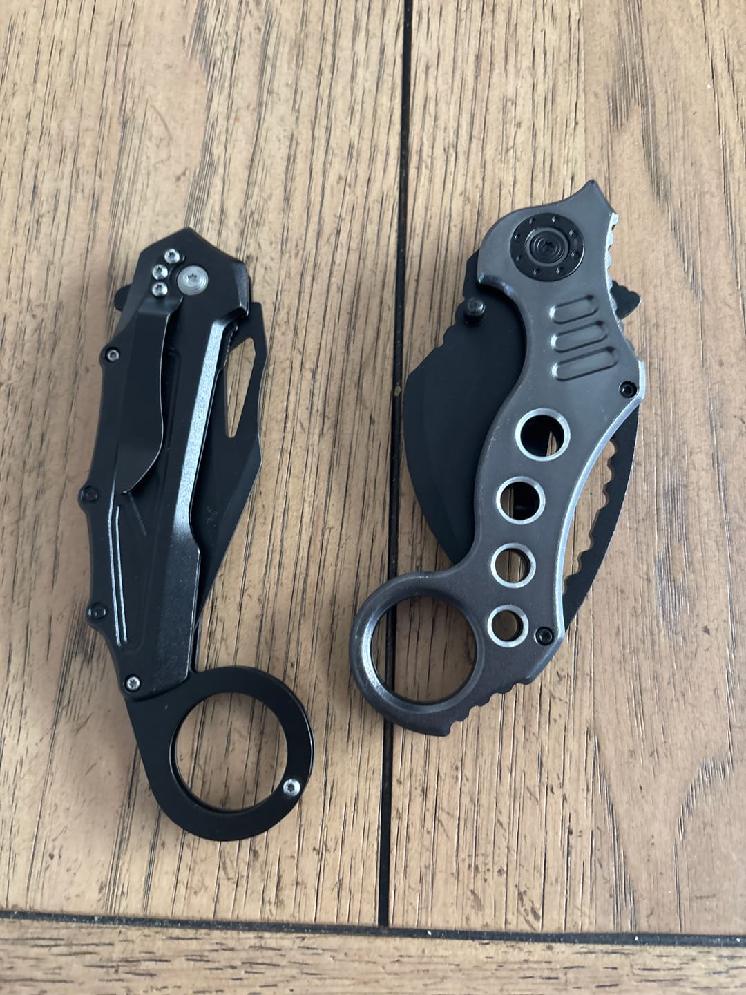 Customer photo review of KARAMBIT MYSTERY BOX™