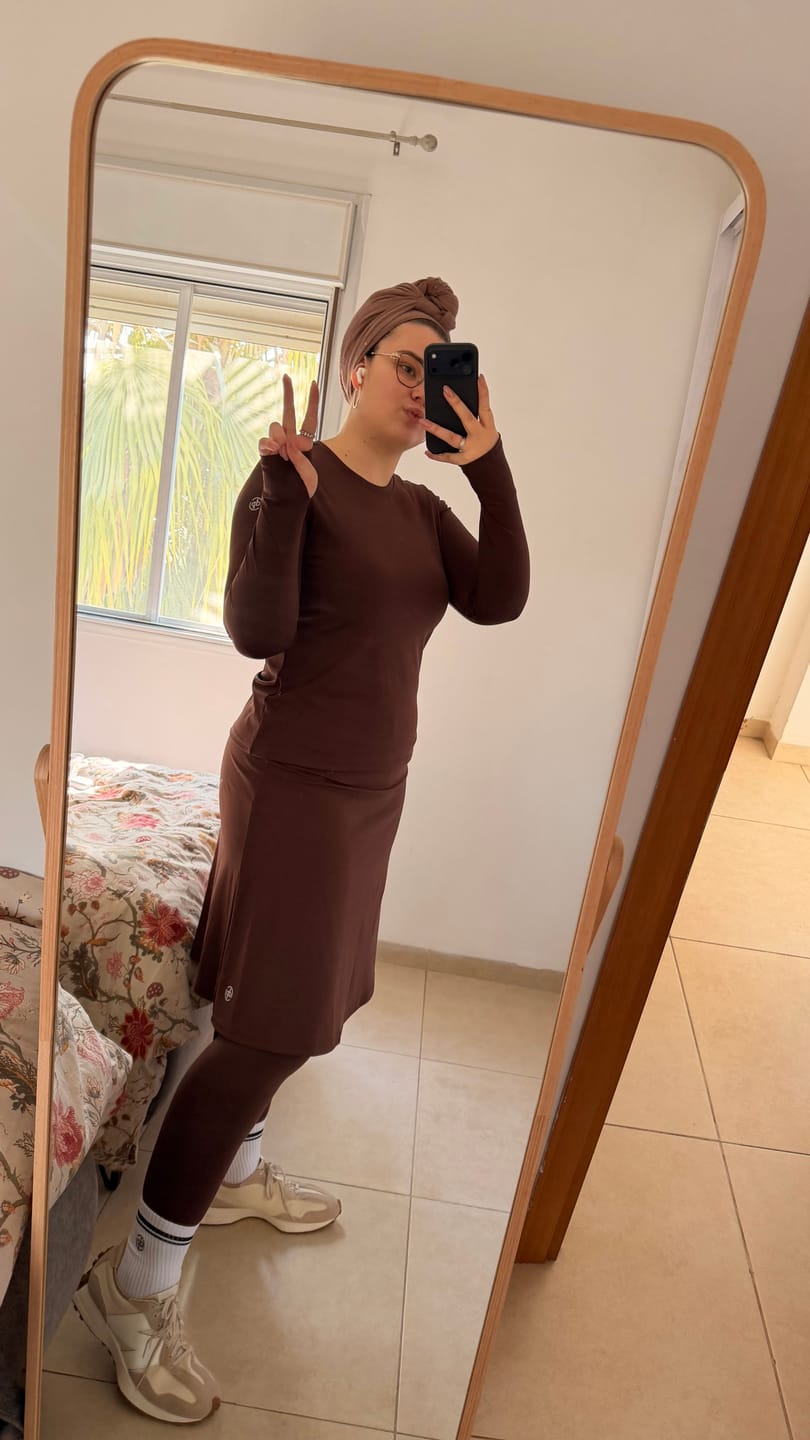 Customer photo review of גרבי ספורט עם פסים dp LONG SOCKS LINE