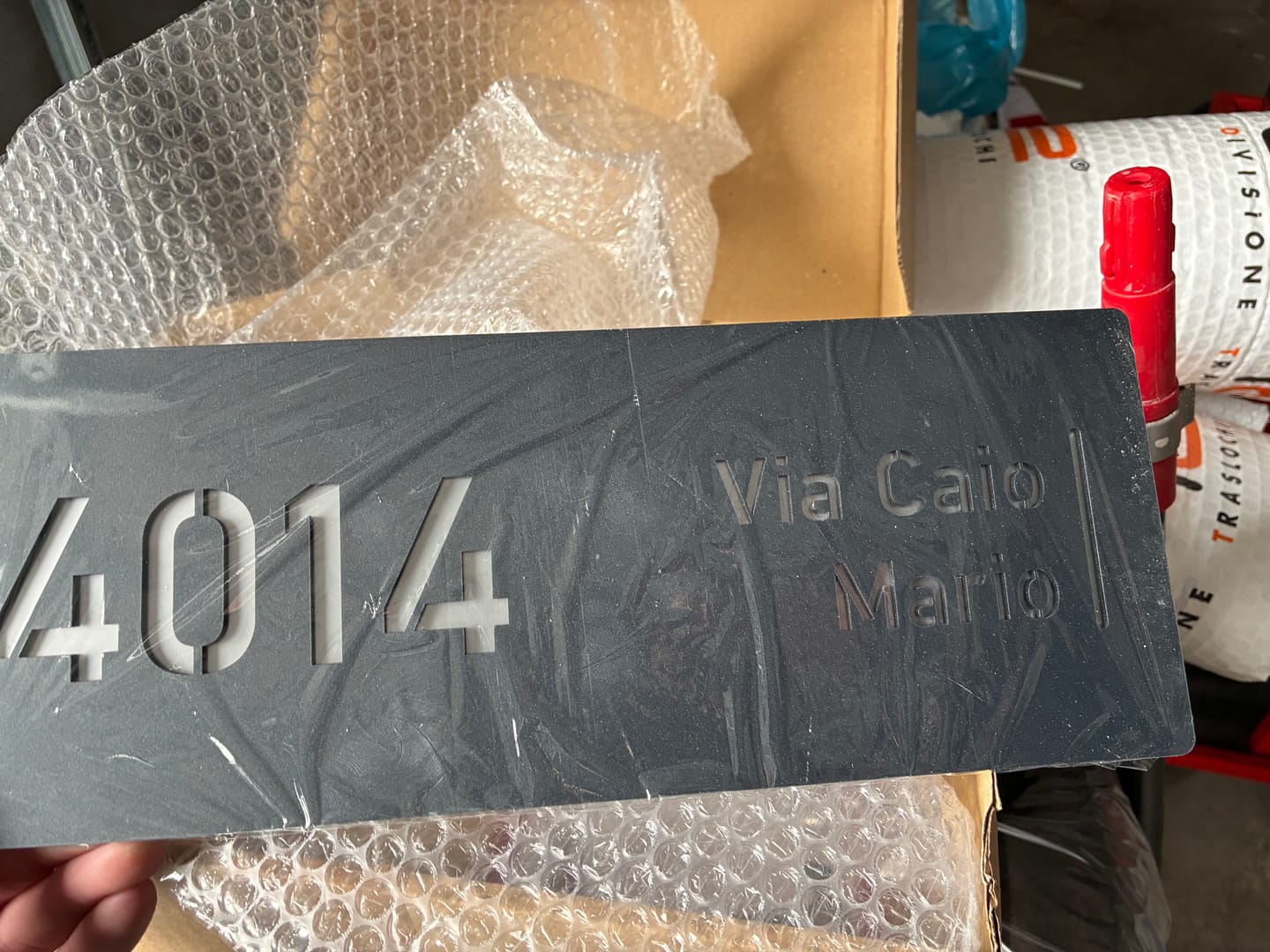 Customer photo review of Numero civico e testo modello Stencil Horizontal