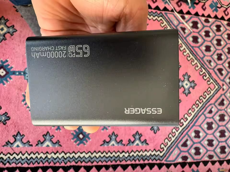Customer photo review of 65W Fast Charging 20000mAh Portable Power Bank