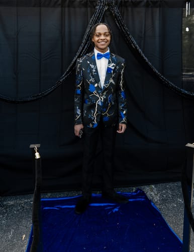 Customer photo review of Men's 2-Piece Golden Birdsong Forest Embroidery Suit