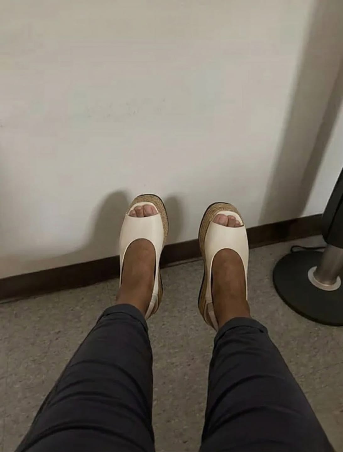 Customer photo review of Agnesa White