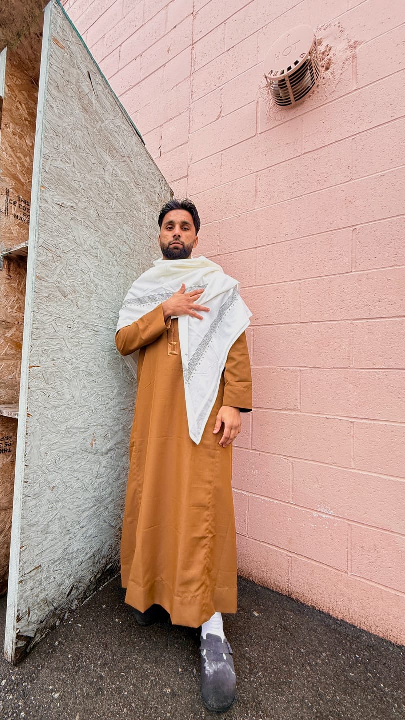 Customer photo review of Saudi thobe - Copper Brown