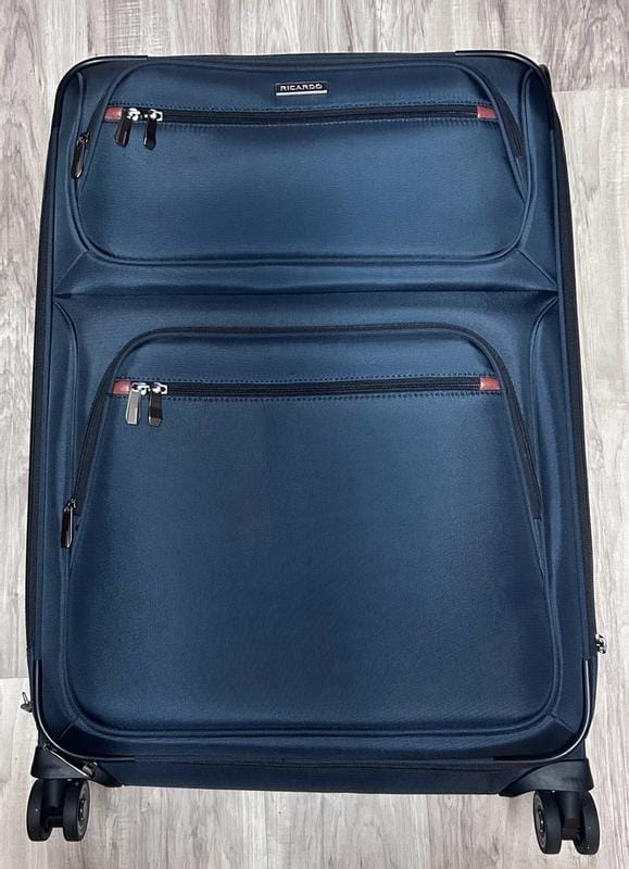 Customer photo review of Montecito 3.0 Softside Large Check-In Expandable Spinner
