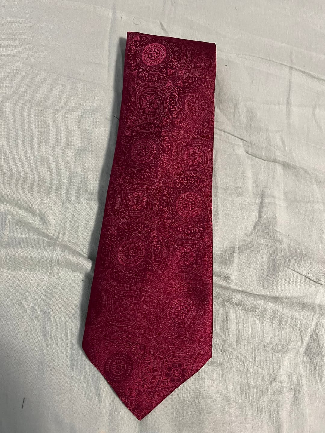 Customer photo review of Men's Solid Wine Red Floral Necktie Pocket Square Cufflinks Set