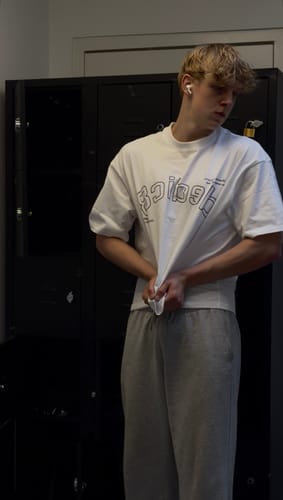 Customer photo review of Dedic8 Box Fit Tee