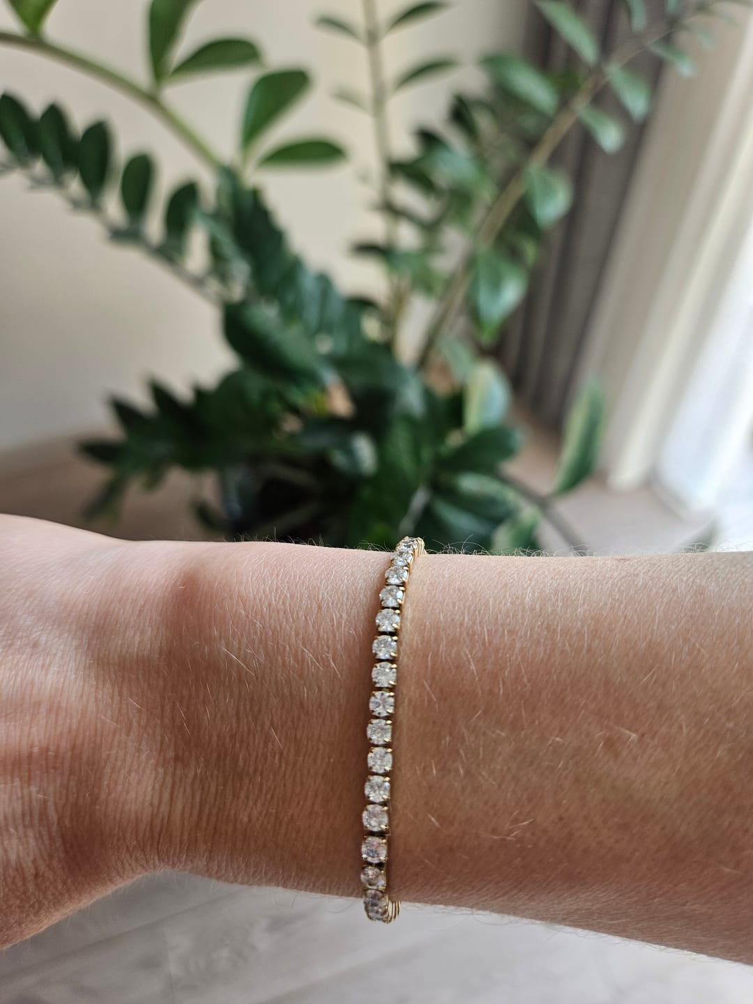 Customer photo review of Ava Gold Bracelet