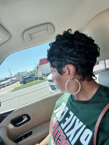 Customer photo review of Pixie Cut, Lipsitck, & Sneakers Tshirt