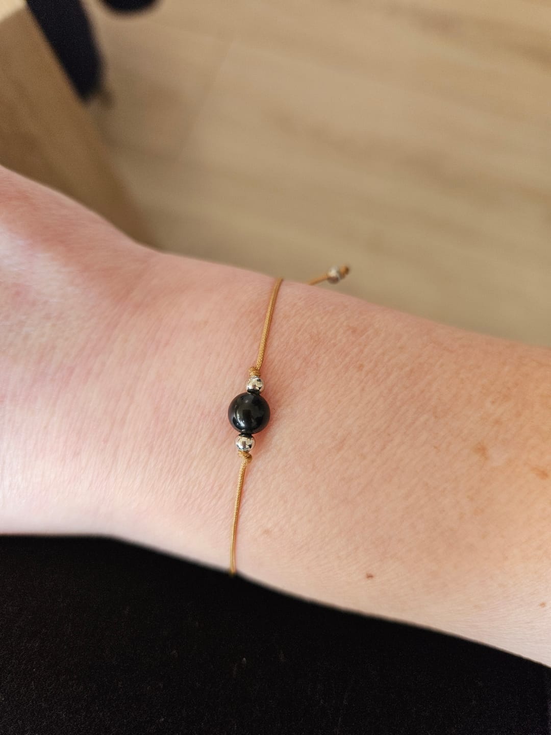 Customer photo review of Obsidian Armband - Naturband