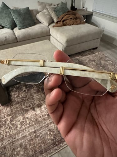 Customer photo review of PREMIERE White Buffs