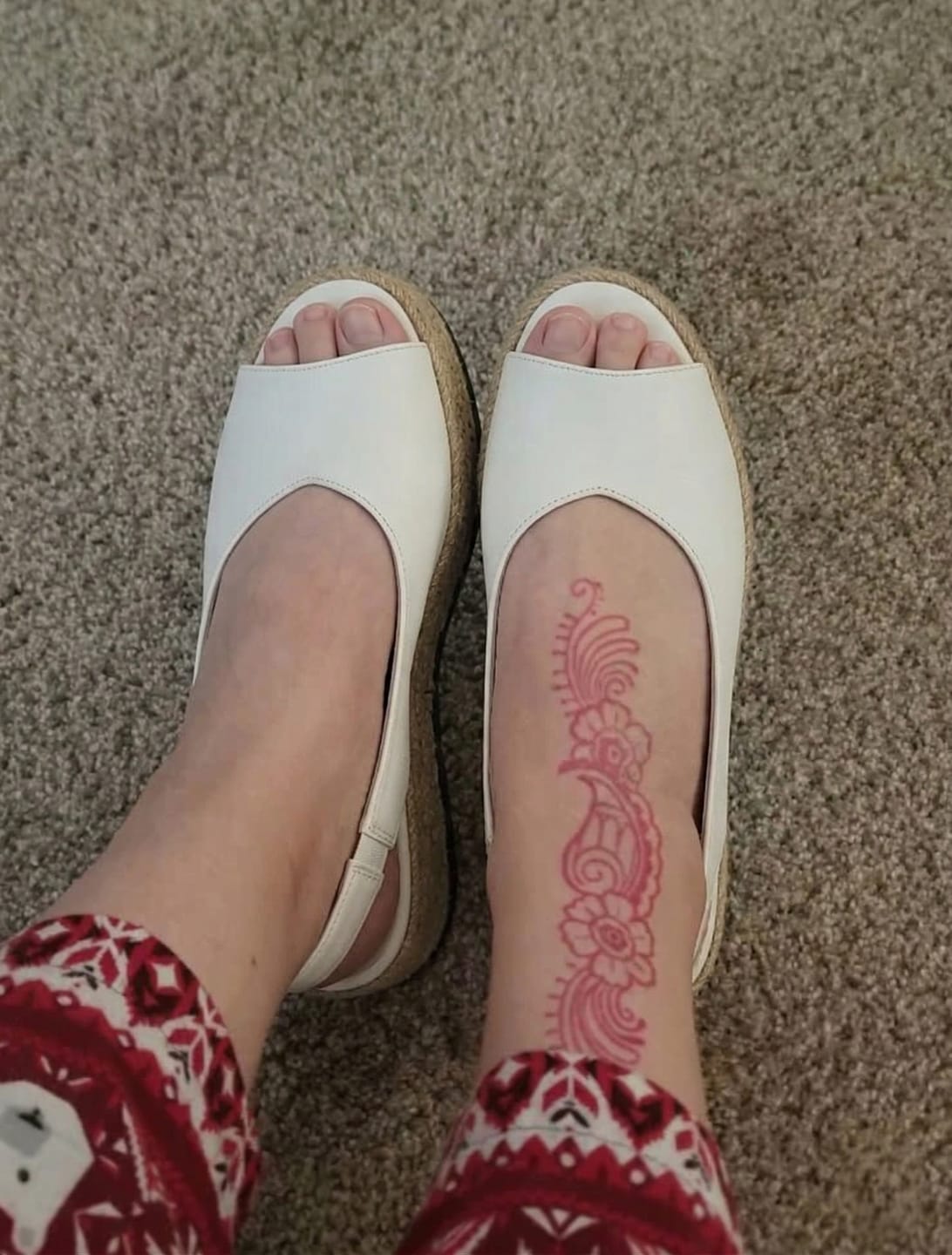 Customer photo review of Agnesa White