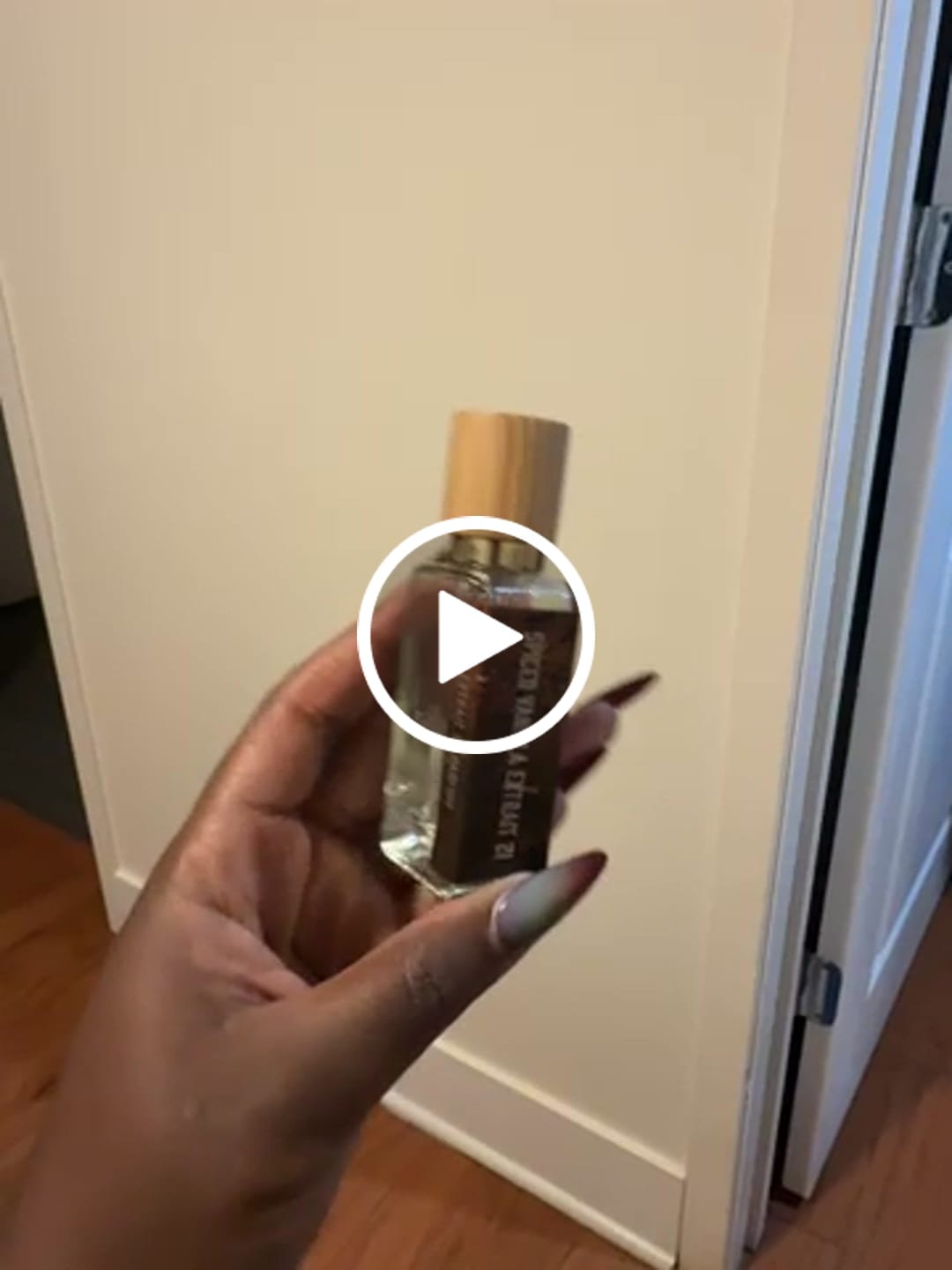 Customer video review of Spiced Vanilla Extrait 21