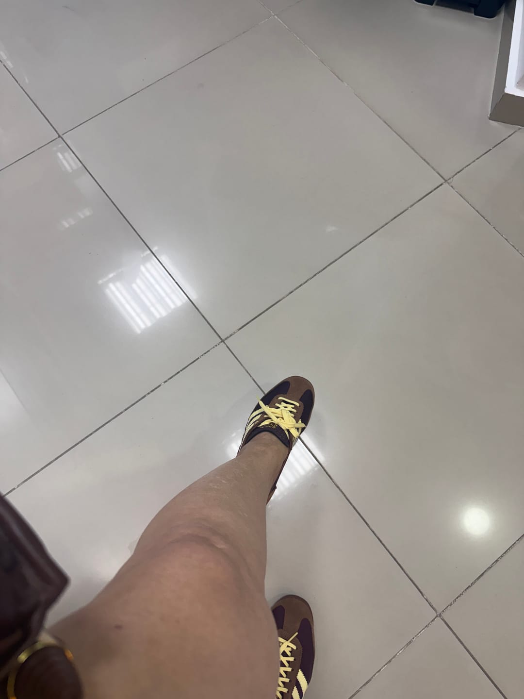 Customer photo review of Tênis Adidas SL 72 OG 'Maroon Preloved Brown' Marrom