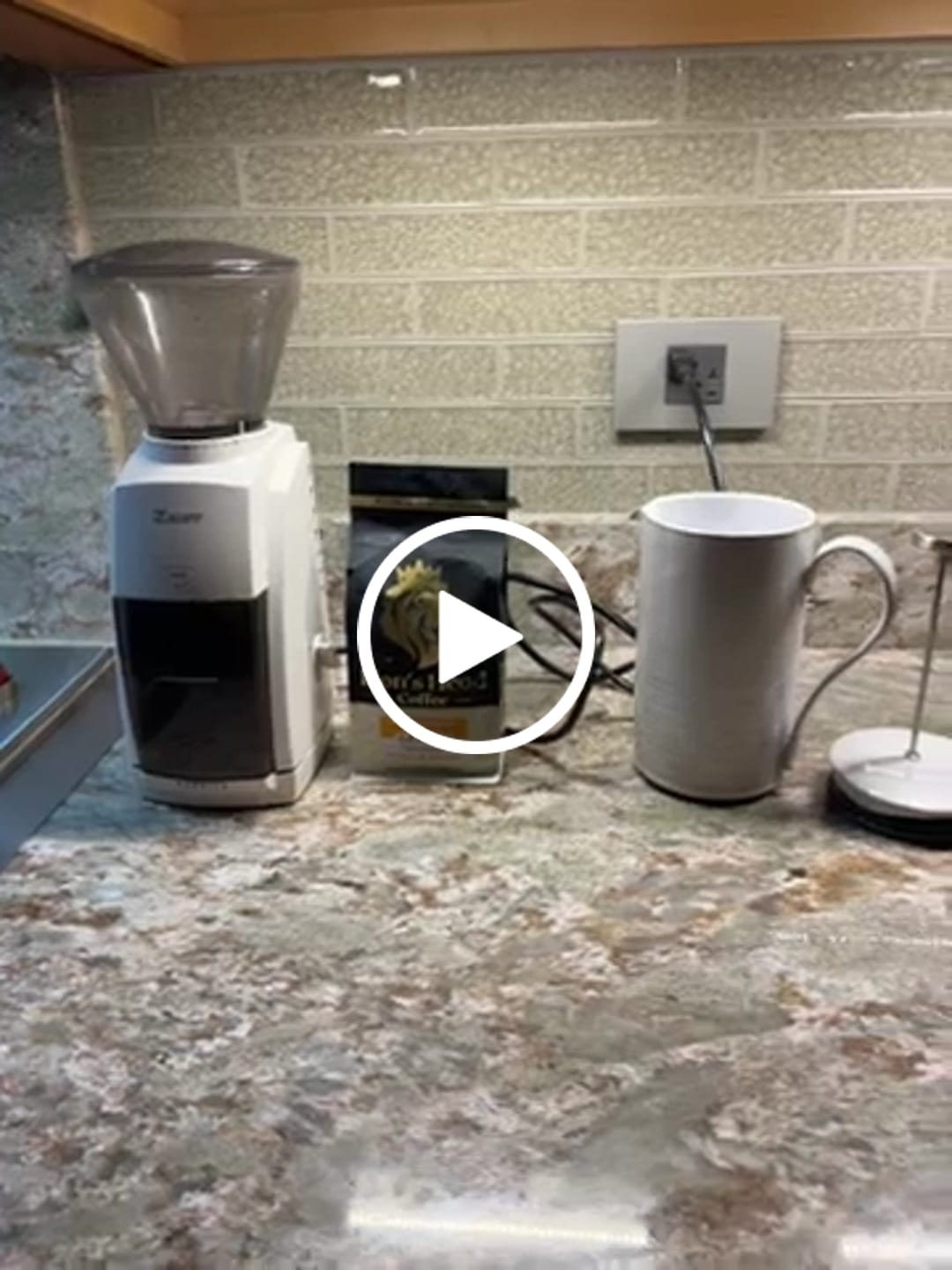 Customer video review of Glory - Chocolate & Caramelized Honey - Medium Roast