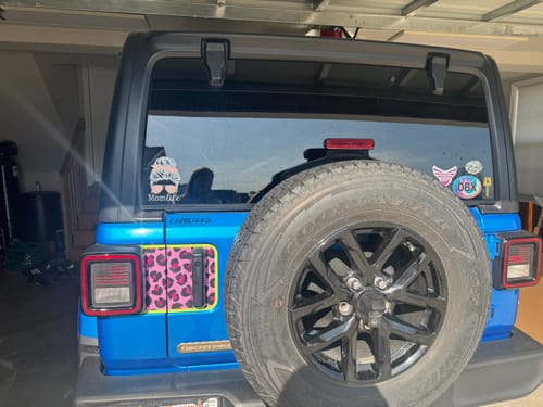 Customer photo review of Pink Cheetah Wrangler Tailgate Handle Graphic - Colored Outline
