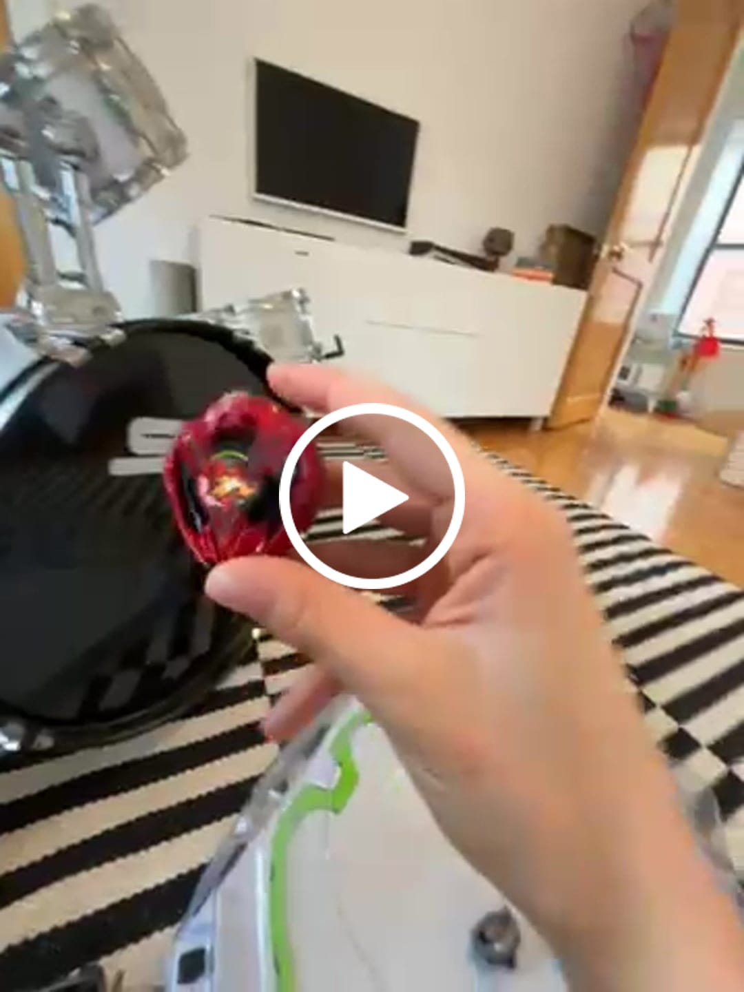 Customer video review of Takara Tomy BX-48 Metal Coat Edition Random Booster Vol. 9
