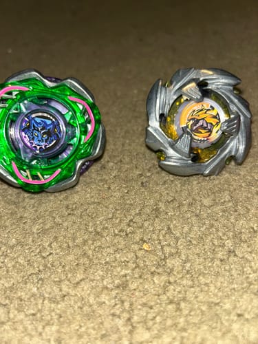 Customer photo review of Takara Tomy Beyblade X CX-08 Cerberus Flame [Guaranteed]