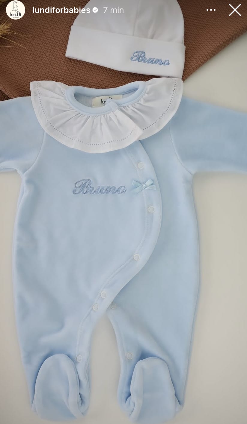 Customer photo review of Babygrow veludo com laço