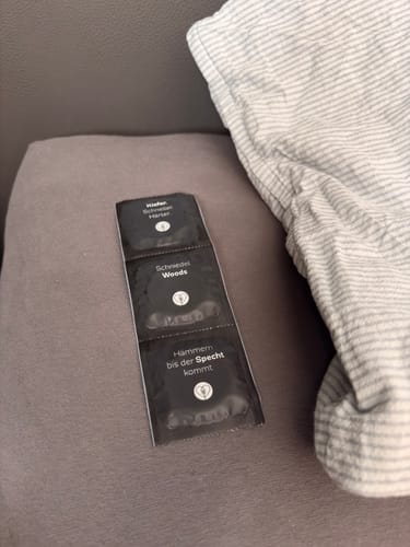 Customer photo review of Releaf | Baumpflanzende Kondome
