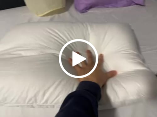 Customer video review of Pernă Plume Puf