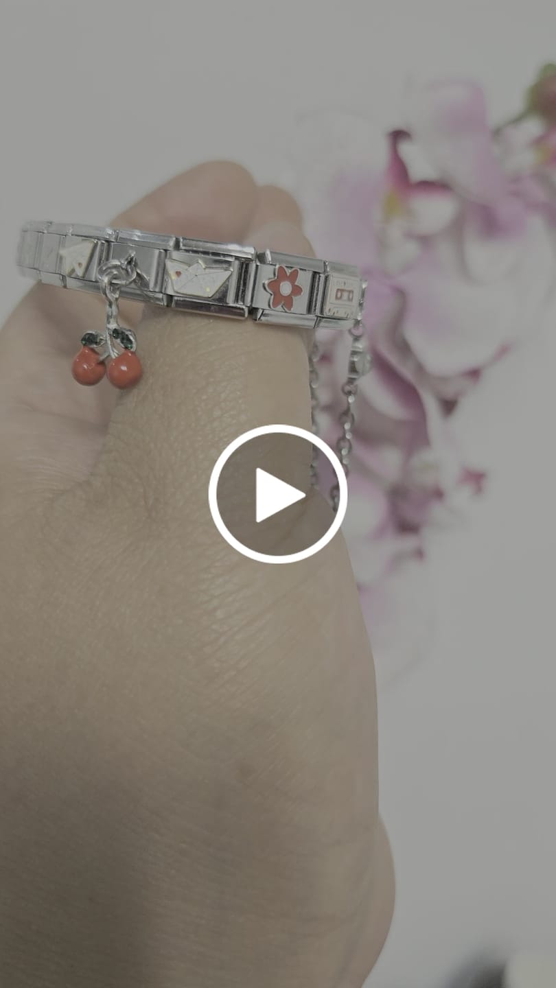 Customer video review of Charm Música