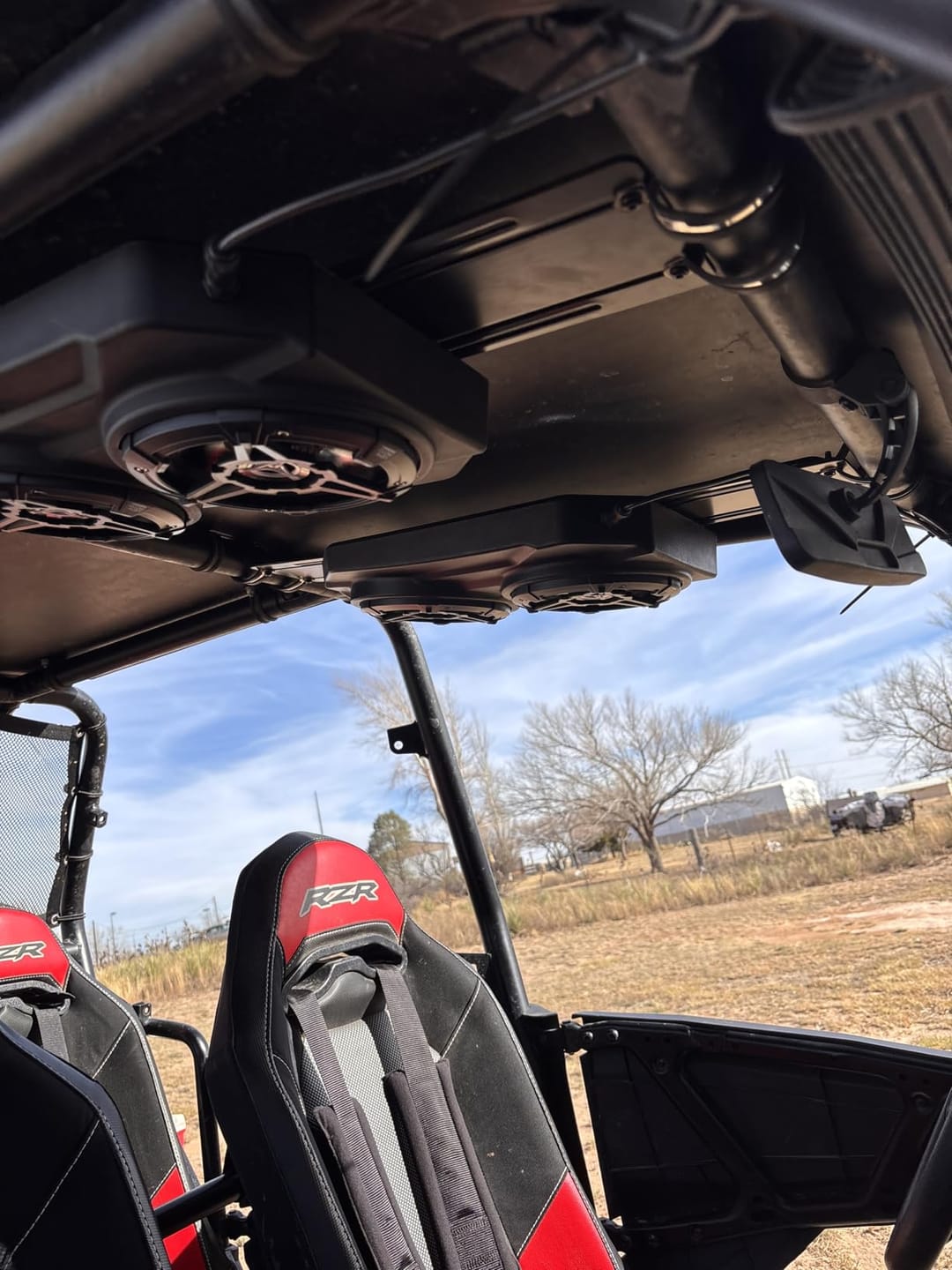 Customer photo review of UTV Sound System 6.5 Inch Speakers Overhead Stereo Bluetooth Fits 1.625-1.9in Roll Cages