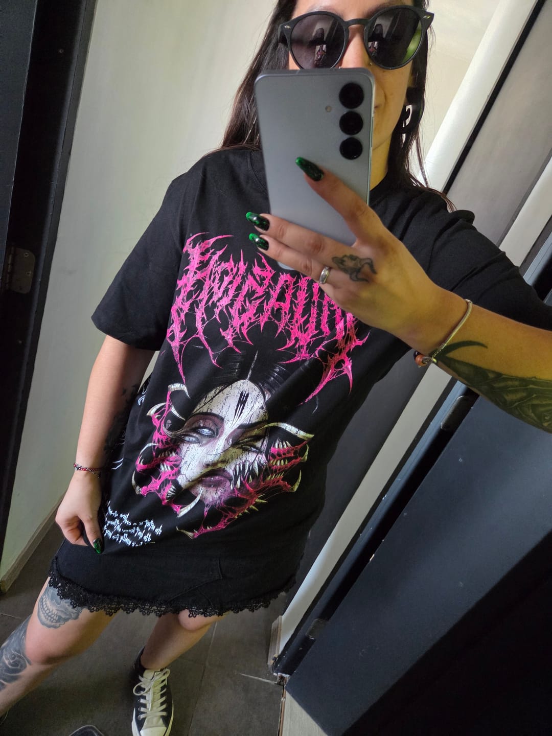 Customer photo review of POLERA DEMON GIRL