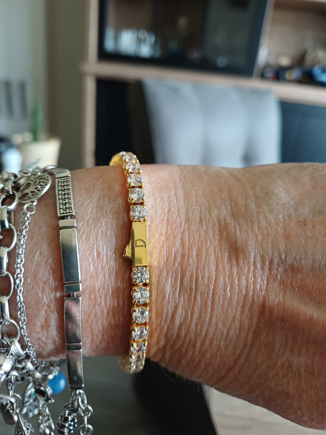 Customer photo review of TENNISBOY BRACELET. - 4MM GOLD