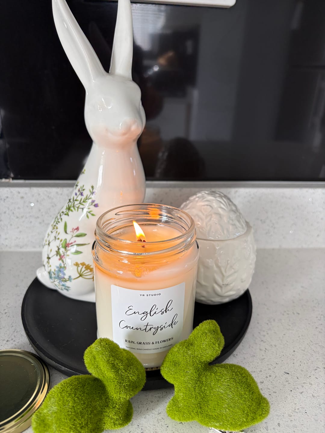 Customer photo review of English Countryside Candle