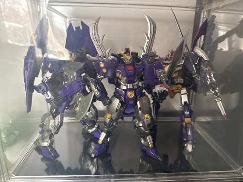 Customer photo review of Cang Toys Cang-Toys TA-HCZ002 TAHCZ002 Axeetle Bergion (Insecticons) Hero Grade 18cm / 7"