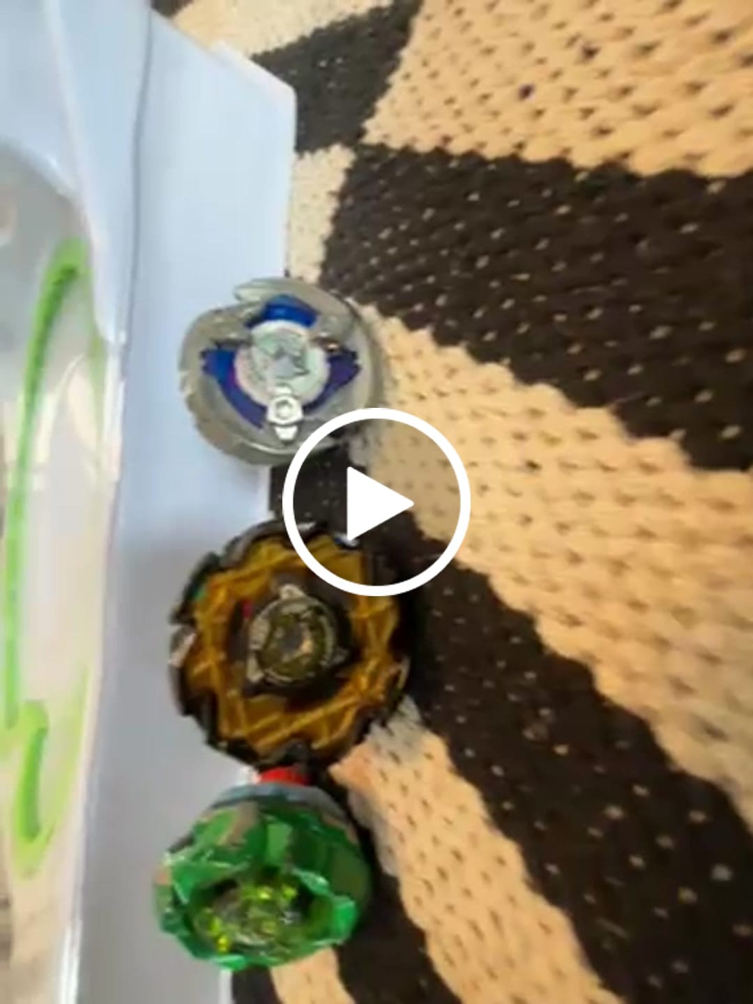 Customer video review of Takara Tomy Beyblade X CX-11 EmperorMight DECK SET