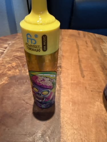 Customer photo review of Fumot - Tornado 30000 Music - Puff Jetable / Vape Disposable 2% Nicotine