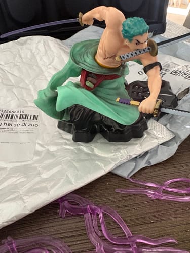 Customer photo review of One Piece Zoro Three-Knife Action Figure