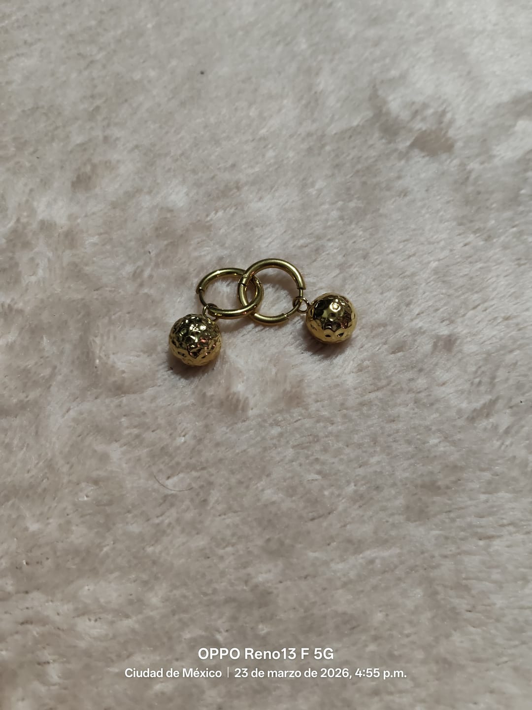 Customer photo review of Aretes Mond