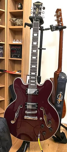 Customer photo review of Donner DJP-1000 JAZZ Electric Guitar