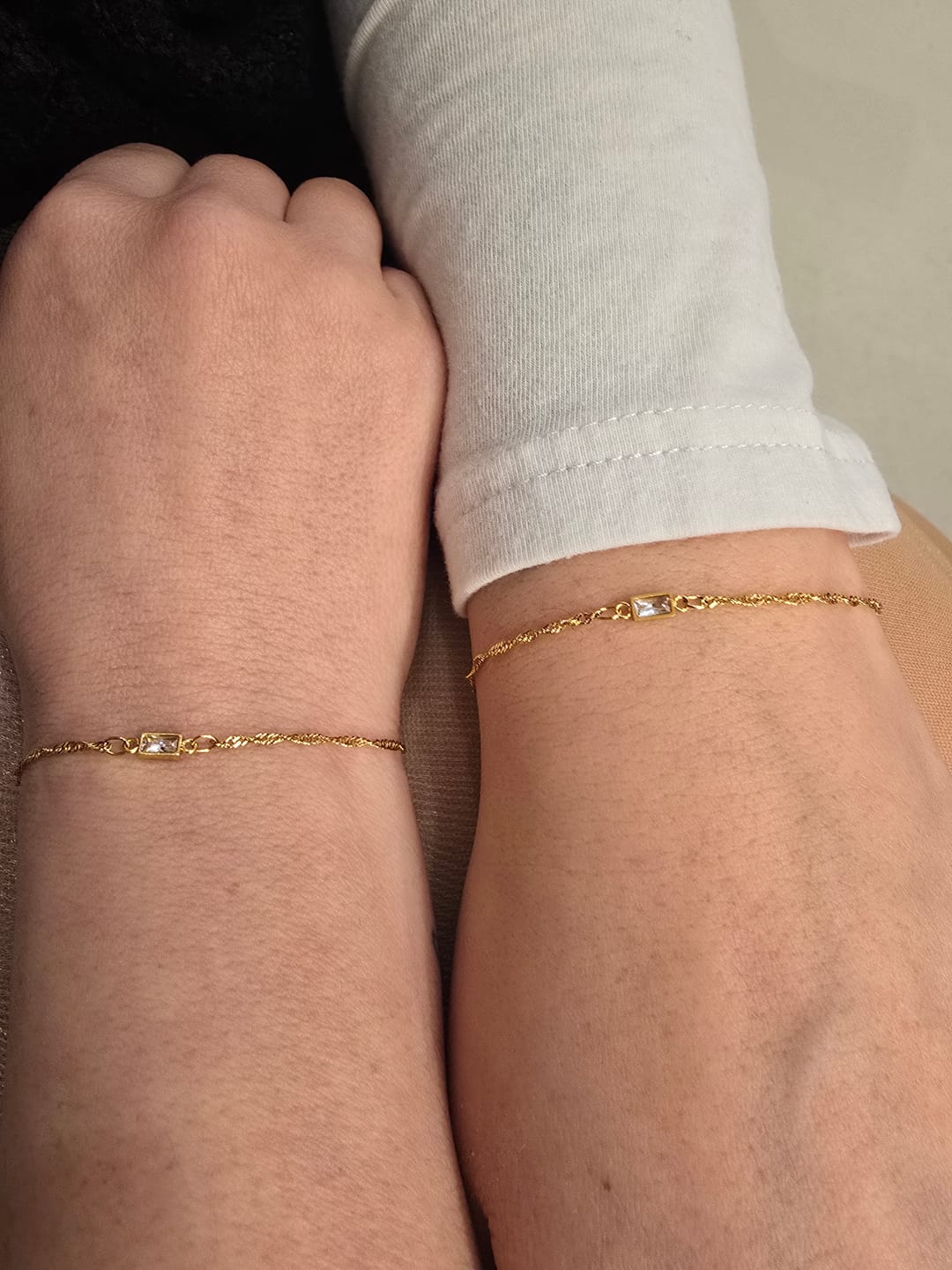 Customer photo review of Permanent Armband - dein everbond in Berlin