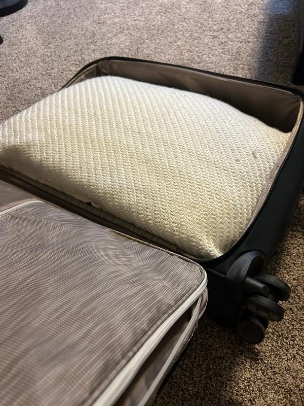 Customer photo review of Montecito 3.0 Softside Medium Check-In Expandable Spinner