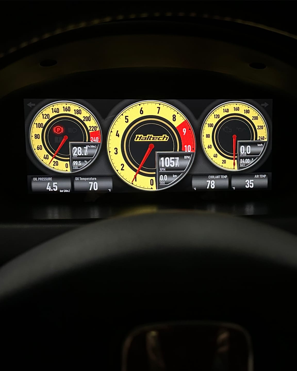 Customer photo review of $200 OFF Haltech uC-10 Display and Mako Dash Mount Combo