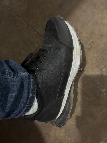 Customer photo review of Tenis Bravo Confort