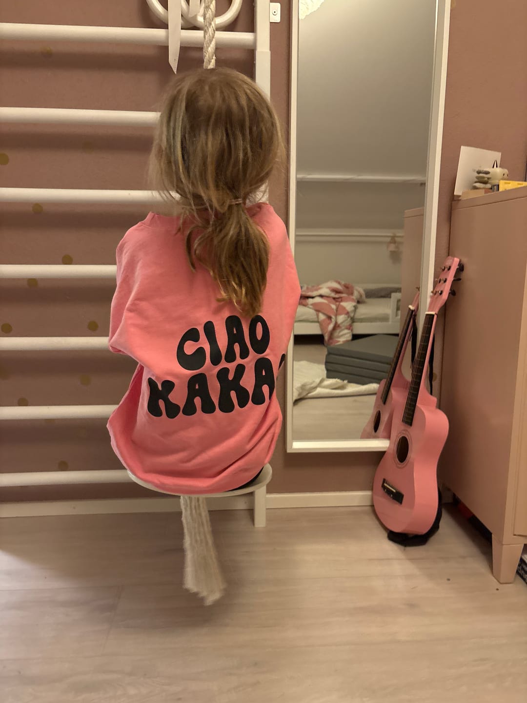 Customer photo review of Ciao Kakao Sweater pink