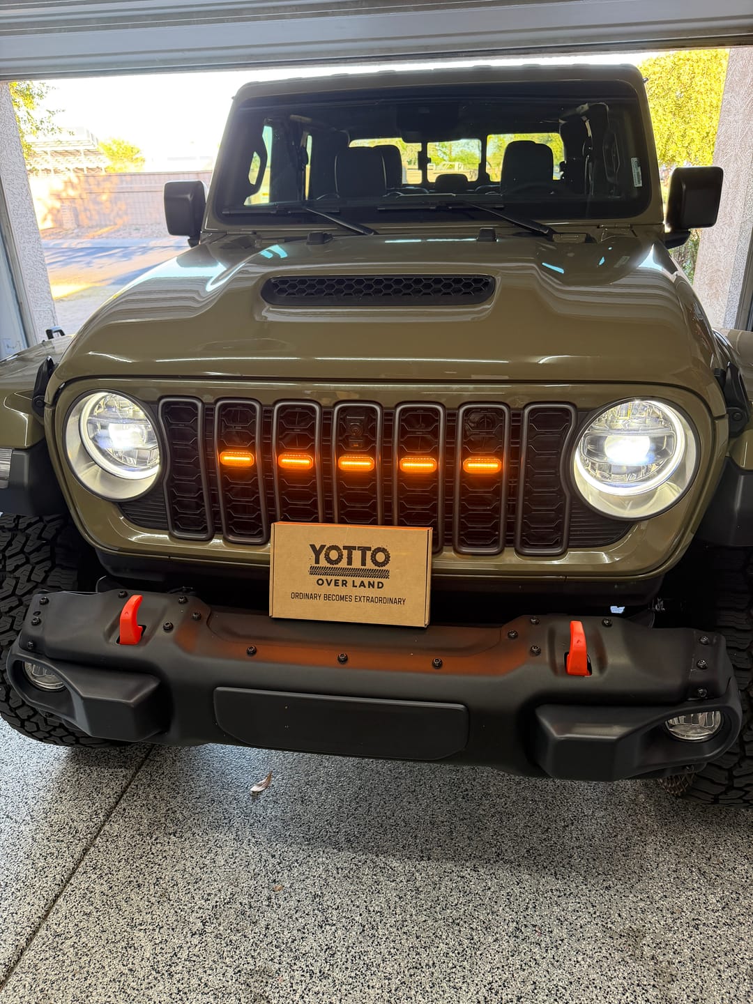 Customer photo review of Prerunner Amber/RGB Lights for 2024 JL JT Grille