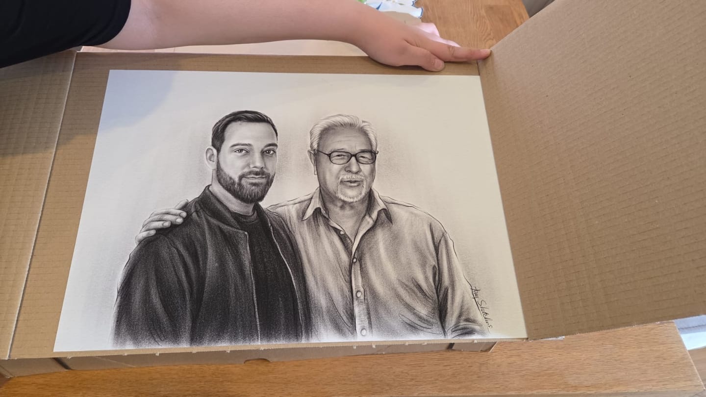 Customer photo review of Portrait Zeichnen Lassen vom Foto - Zeichnung in Bleistift oder Farbe nach Vorlage