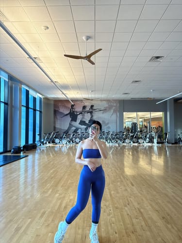 Customer photo review of The Reign Sports Bra Leggings 2-Piece Set