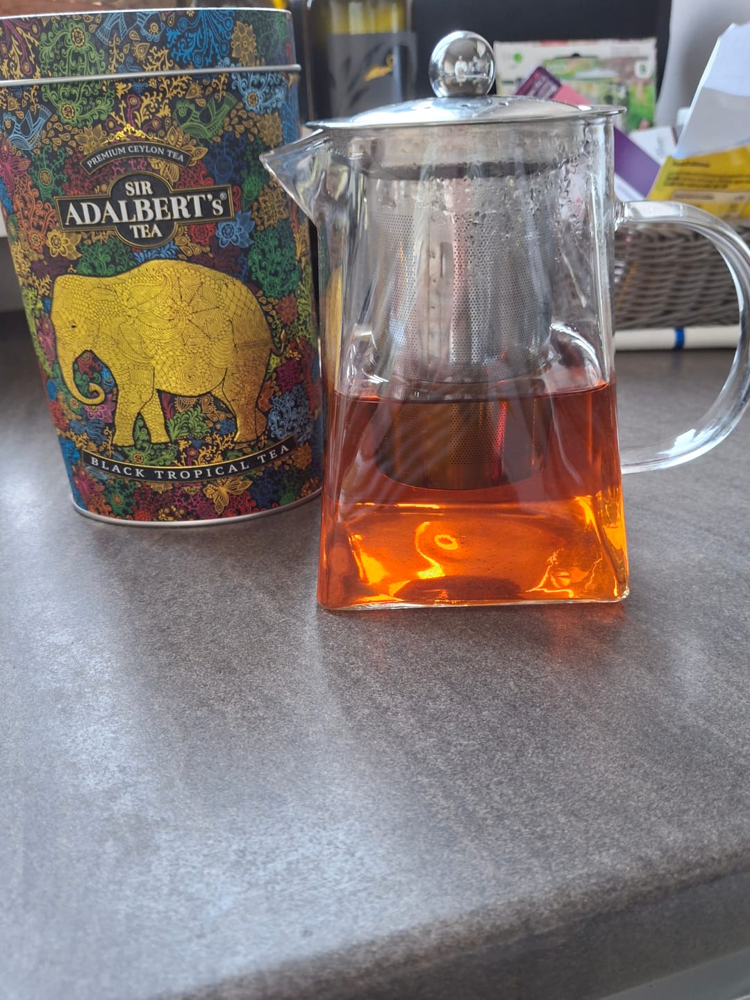 Customer photo review of Adalbert's Tea BLACK TROPICAL TEA – 100 g w kartoniku
