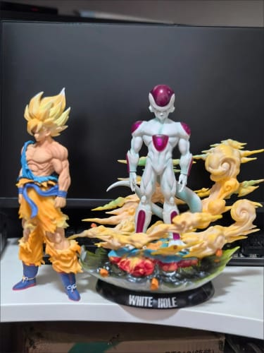Customer photo review of Dragon Ball Anime Figure Mystery Box Surprise Mystery Box Goku Frieza Vegeta Krillin Lucky Box Make Your Dream Come True