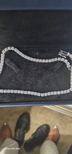 Customer photo review of 6MM VVS Clustered Tennis Chain 14K Gold