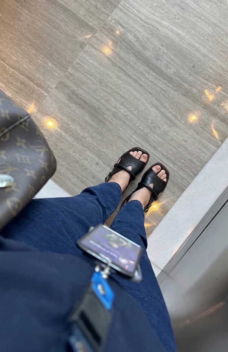 Customer photo review of Bergen Black