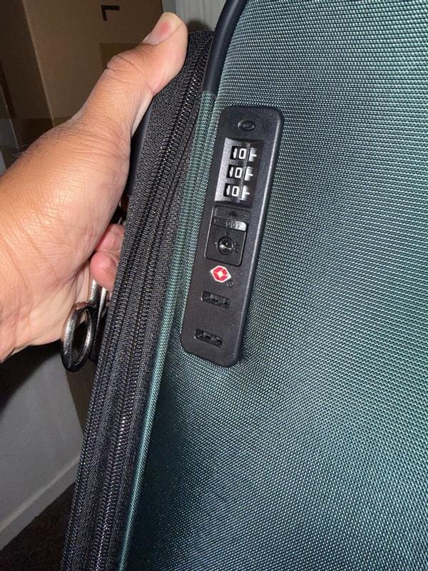 Customer photo review of Montecito 3.0 Softside Large Check-In Expandable Spinner