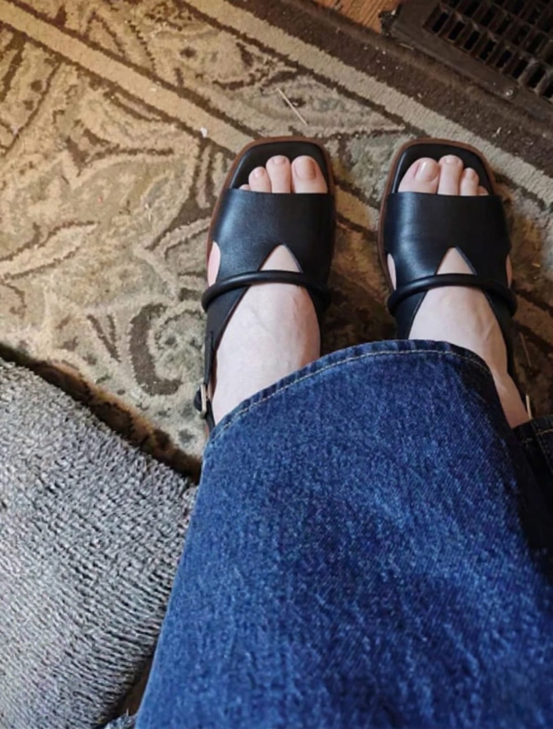 Customer photo review of Bergen Black